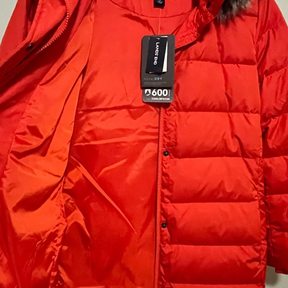 NWT LANDS END DOWN-FILLED PUFFER COAT - Picture 5 of 13